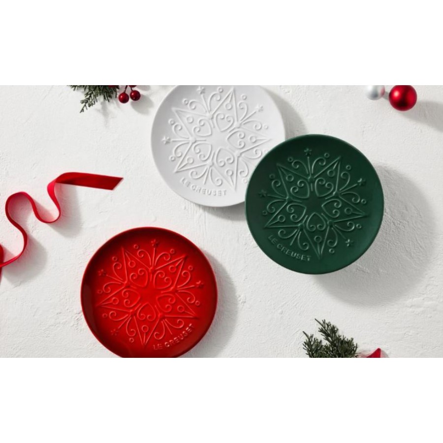 additioanl image for  Le Creuset Winter Relief Plate Foret 